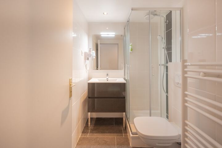 Bathroom Interior Photo