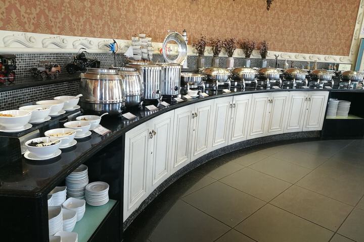 Breakfast/Coffee Service 56 of 91