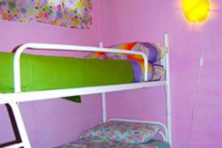 Room 6 of 50