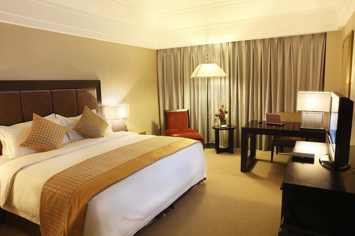 Room 26 of 66