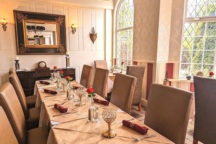 Dining 58 of 93