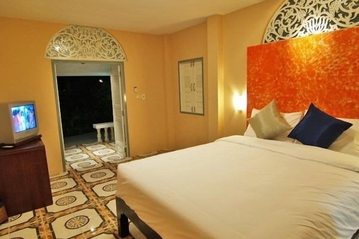 Room 45 of 86