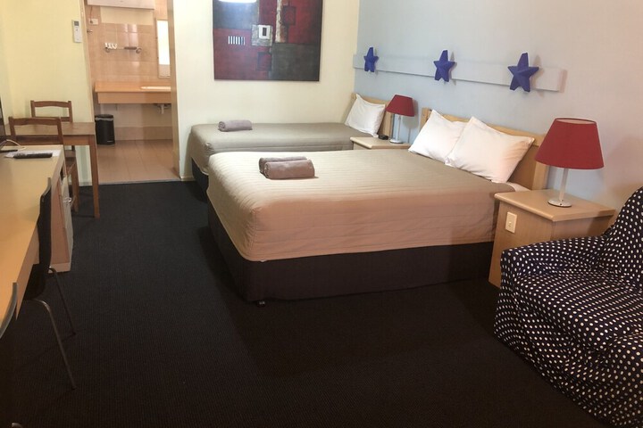 Room 10 of 53