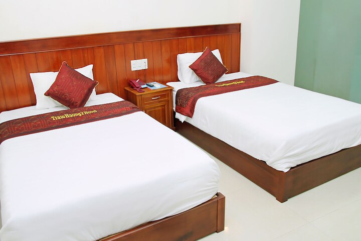 Room 4 of 17