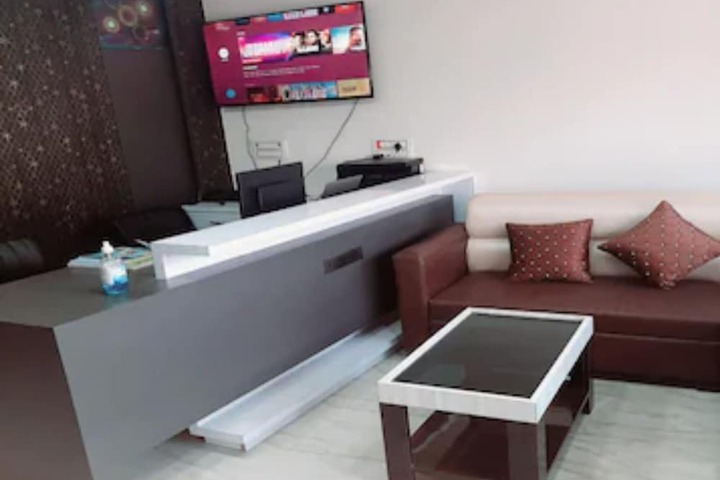 Goroomgo Z Square Aurangabad