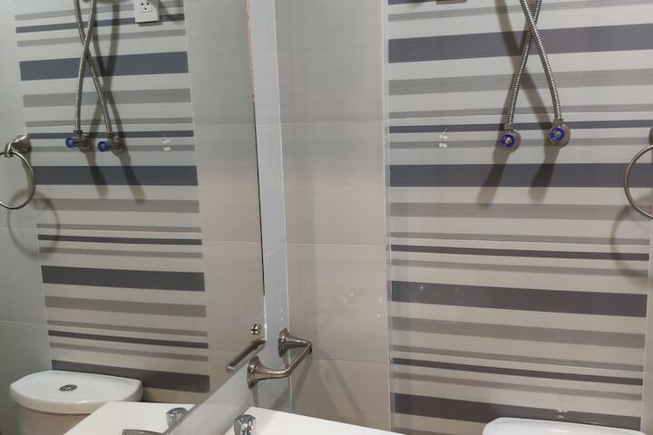 Room 18 of 22