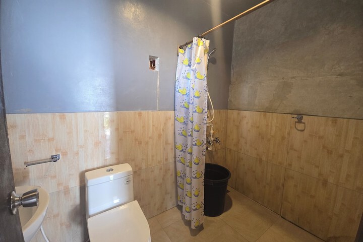 Room 72 of 171