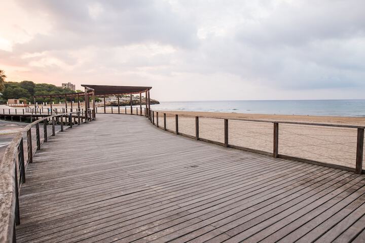 Beach 33 of 37
