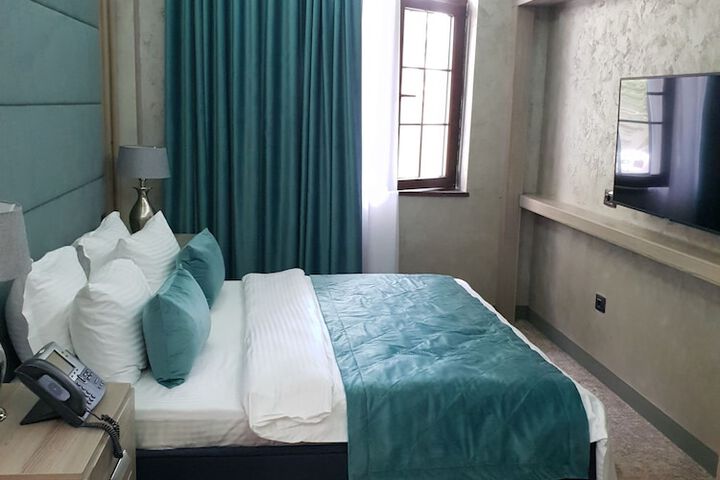 Room 29 of 80