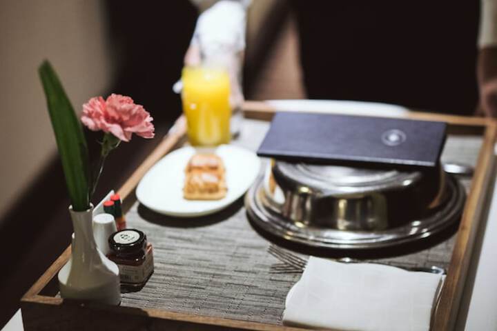 Breakfast/Coffee Service 82 of 100