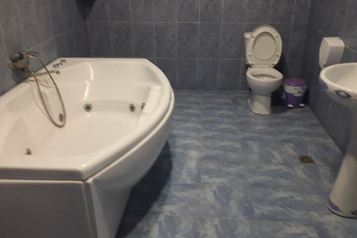 Room 19 of 25