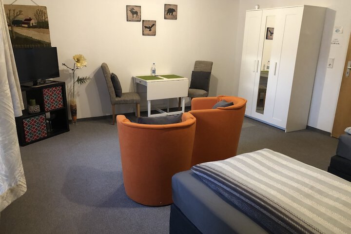 Room 4 of 31