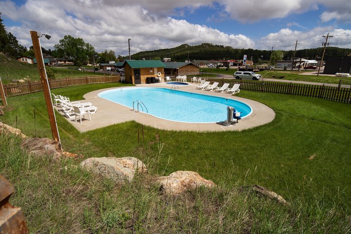 Pool 51 of 64