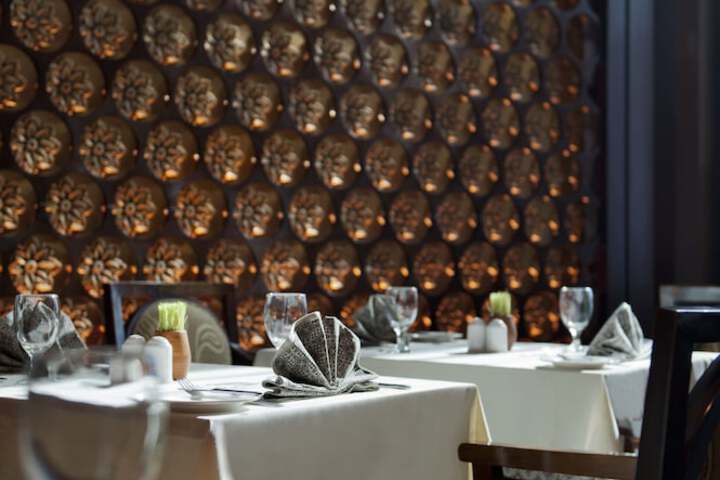 Dining 36 of 62