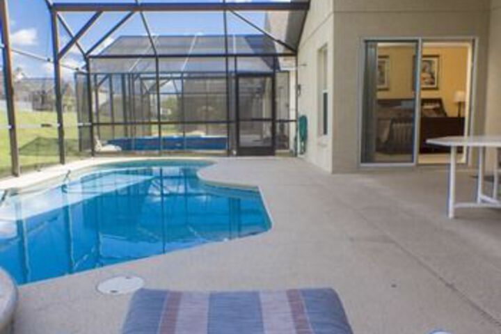 Pool 16 of 18
