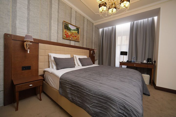 Room 18 of 89
