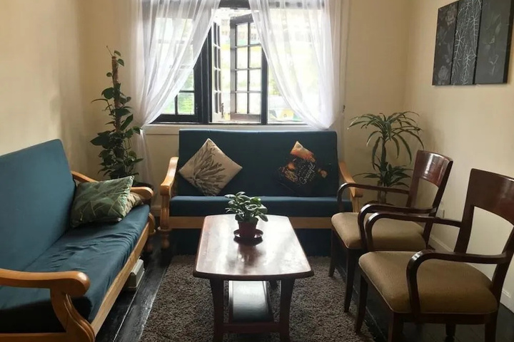 Room 4 of 15