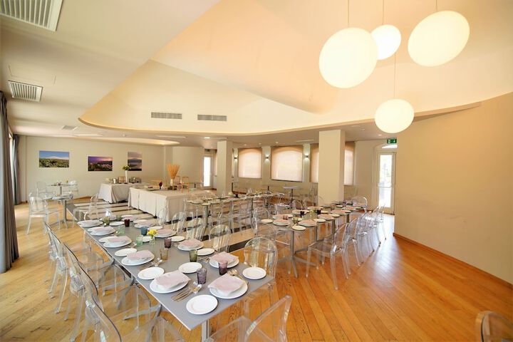 Dining 133 of 196