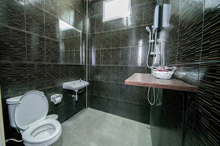 Room 104 of 125