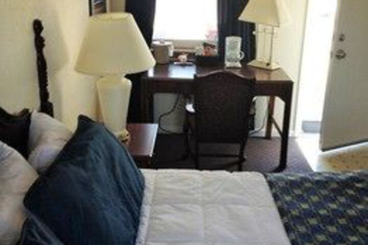 Room 20 of 47