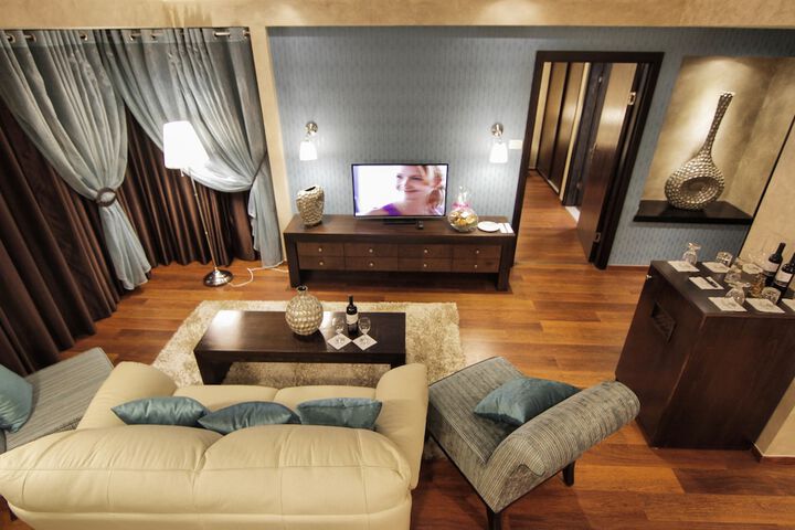 Room 14 of 42