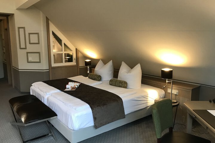 Room 45 of 86