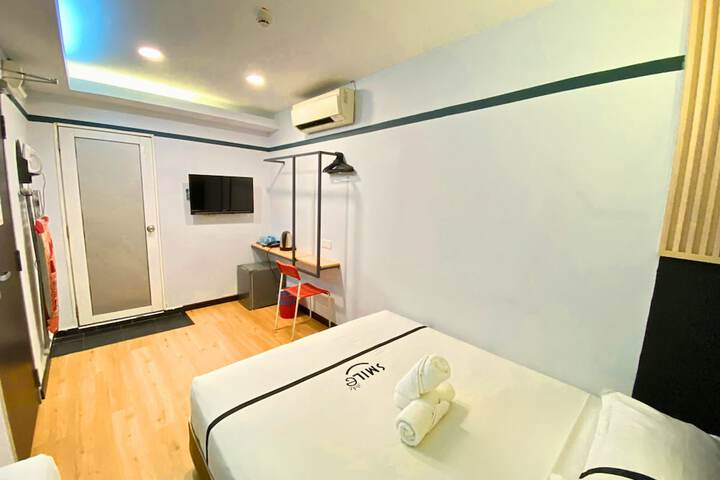 Room 7 of 37