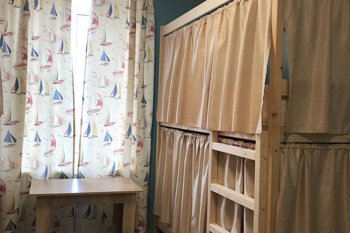 Room 12 of 24