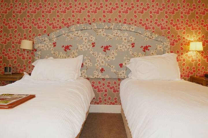 Room 22 of 62