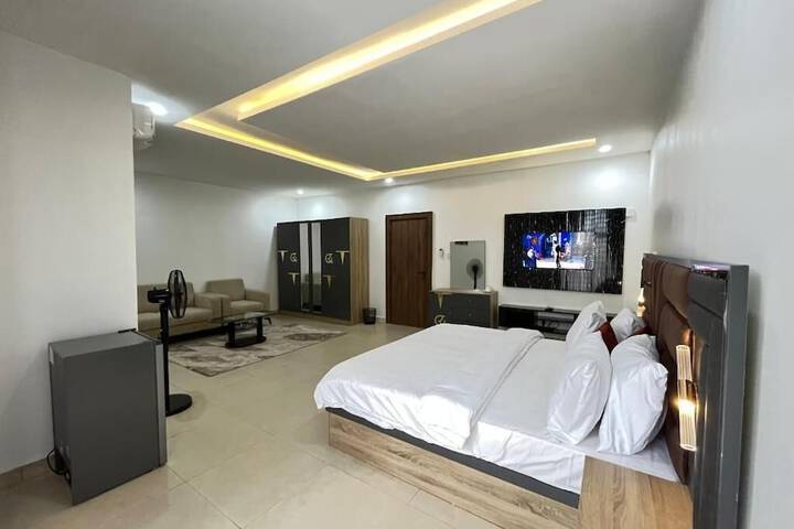 Lugbe RestHouse