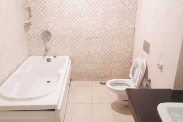 Room 15 of 19