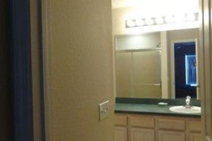 Room 9 of 46