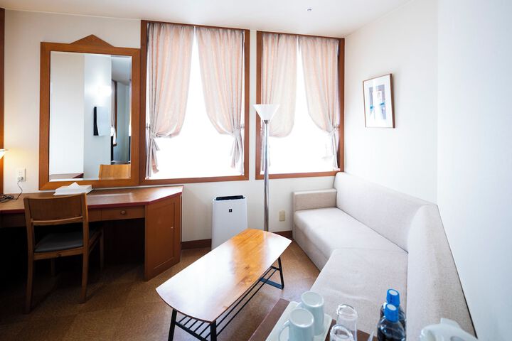 Room 21 of 66