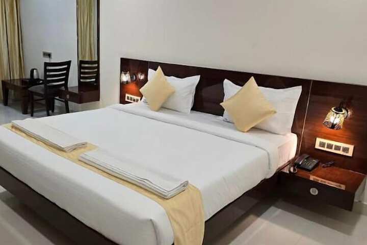 Room 5 of 29