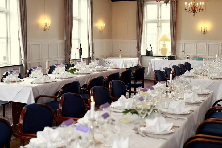 Ballroom/Hall 14 of 23