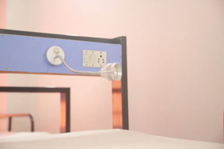 Room 7 of 42