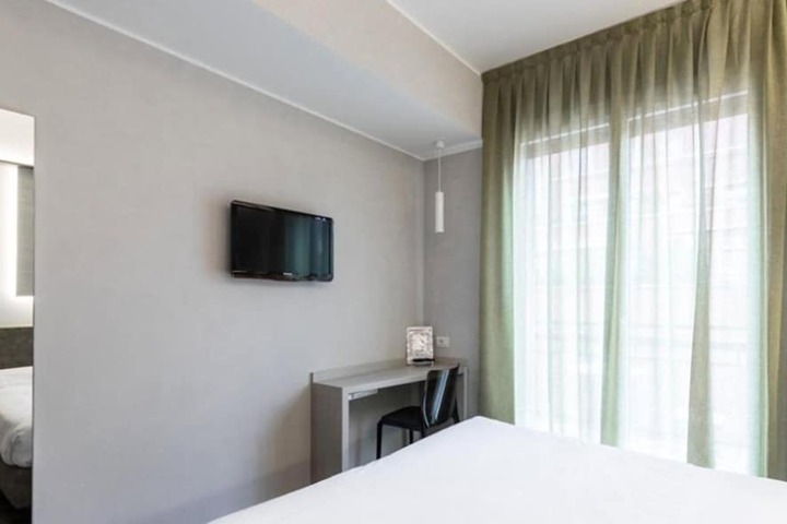 Room 35 of 101