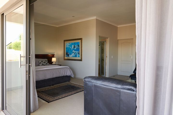 Room 3 of 23