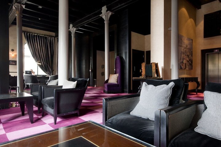Hotel Interior 5 of 92