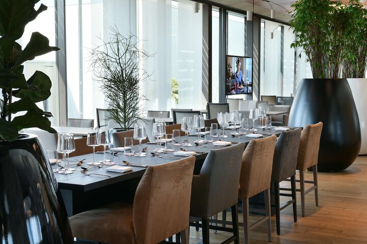 Dining 33 of 62