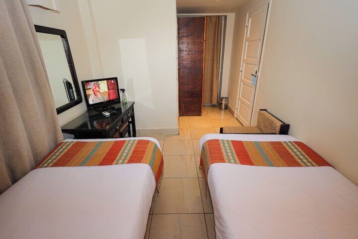 Room 8 of 58