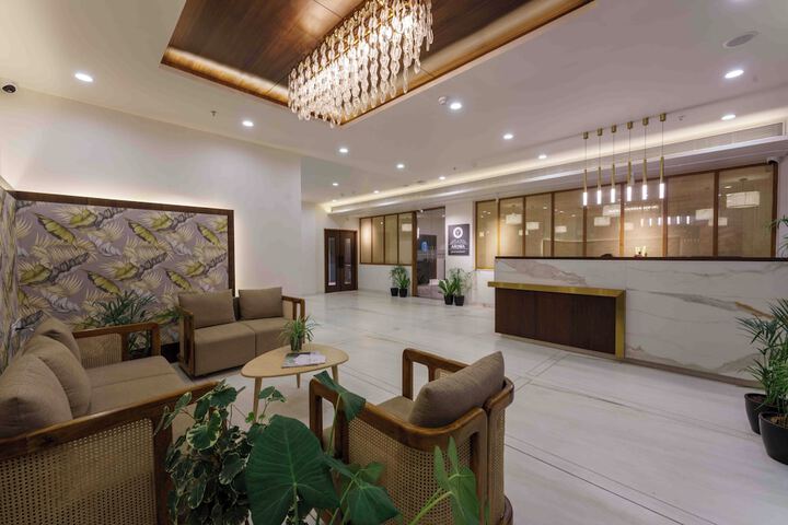 Hotel Interior 8 of 97