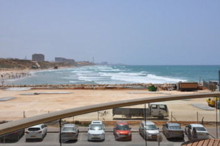 Beach 3 of 40