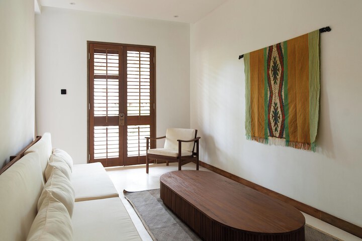 Room 27 of 56