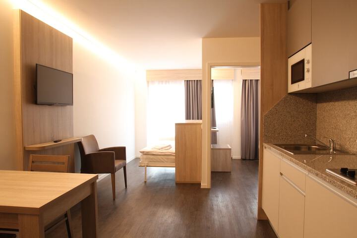 Room 12 of 53