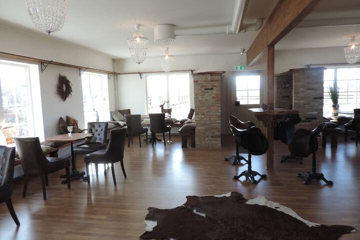 Business Center 60 of 67