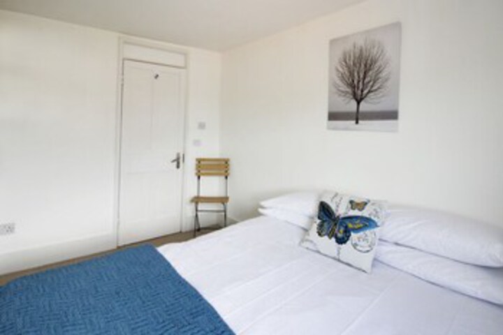Ideally Located 4 Bed House in the very centre of Historical Oxford