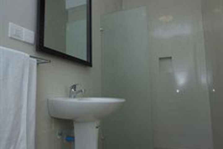 Room 5 of 26