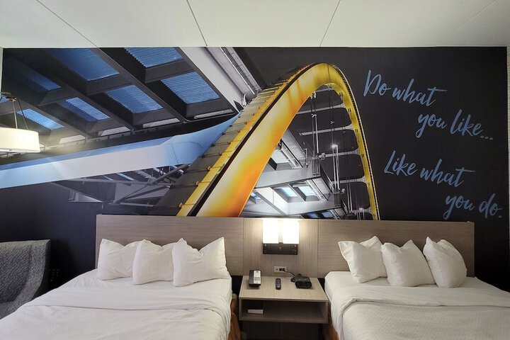 2 Queen Beds (6 of 20)