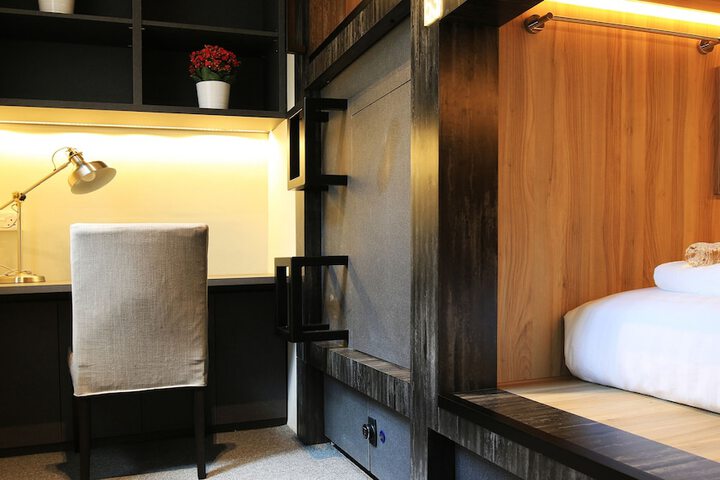 Room 15 of 23